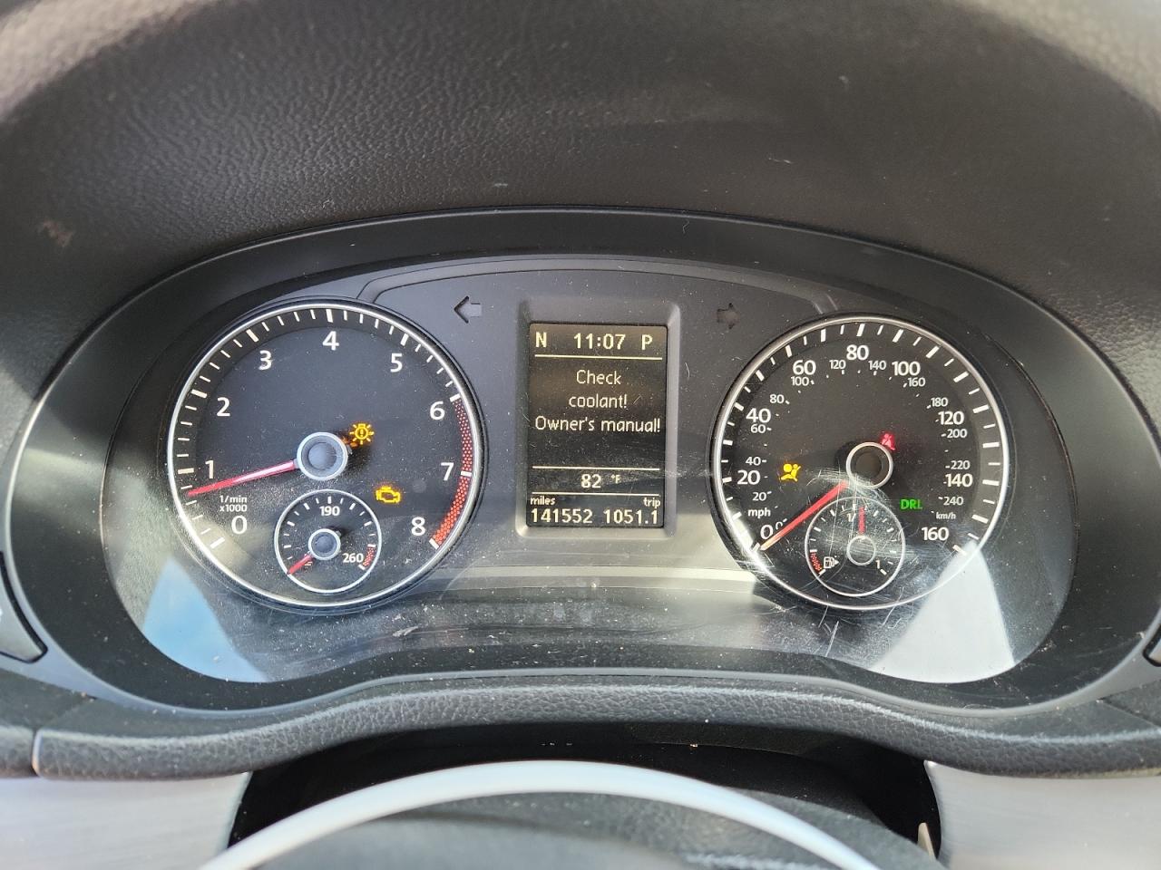 VOLKSWAGEN PASSAT SE