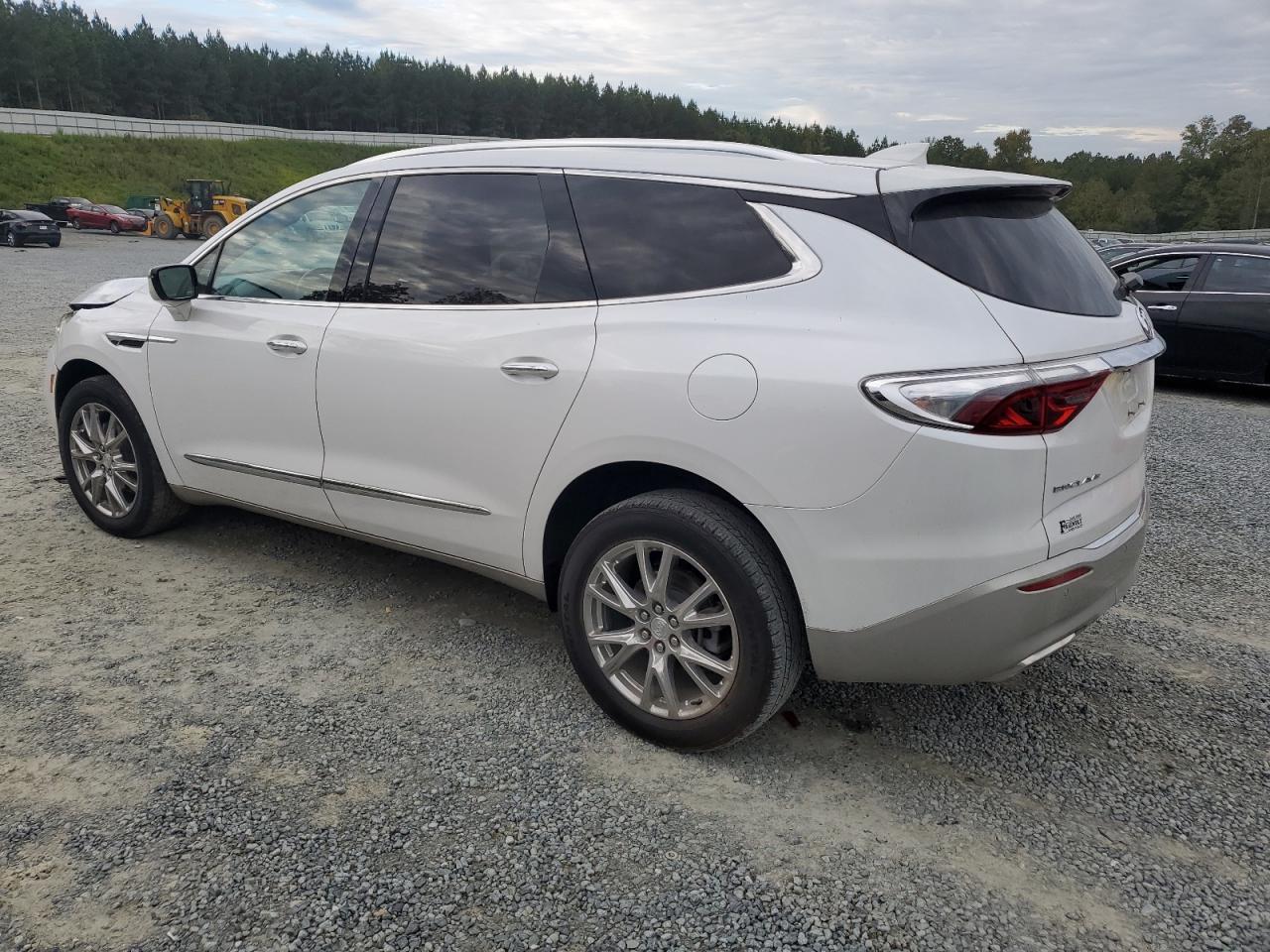 BUICK ENCLAVE ESSENCE