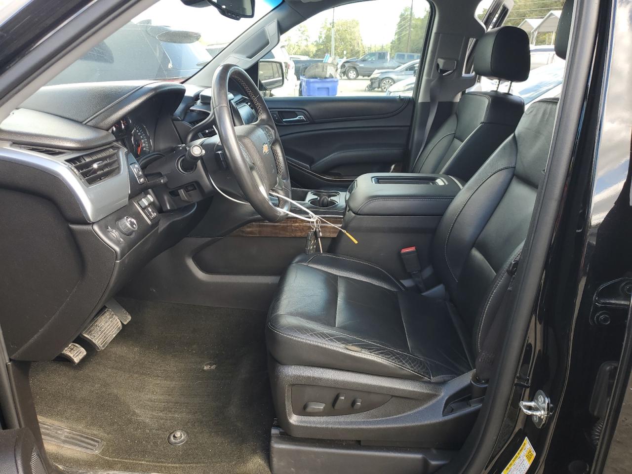 CHEVROLET TAHOE C1500 LT