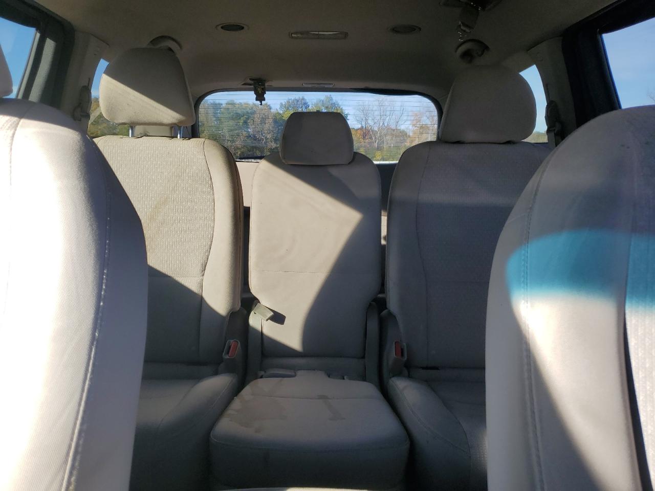 Lot #3274651968 2017 KIA SEDONA LX