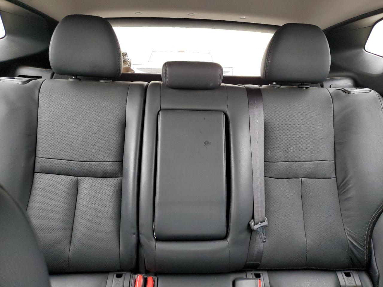 NISSAN ROGUE SPORT S