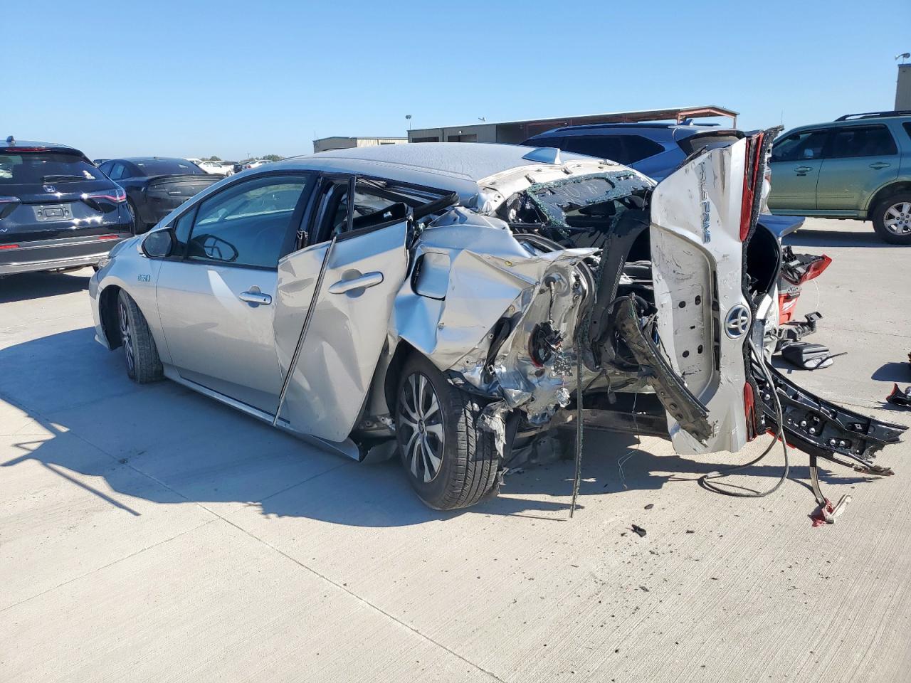 TOYOTA PRIUS PRIME LE