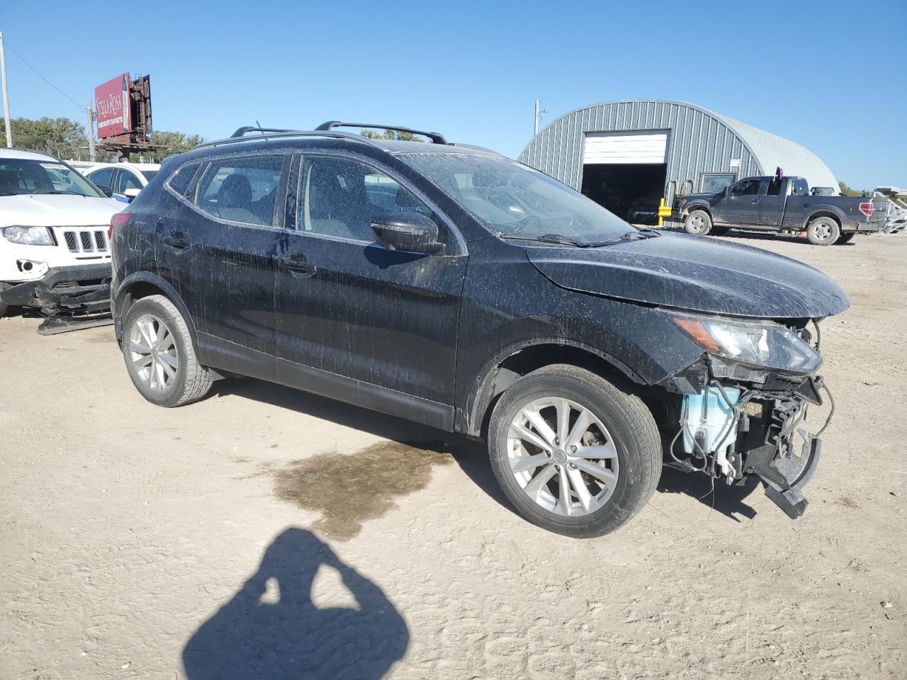 NISSAN ROGUE SPORT S