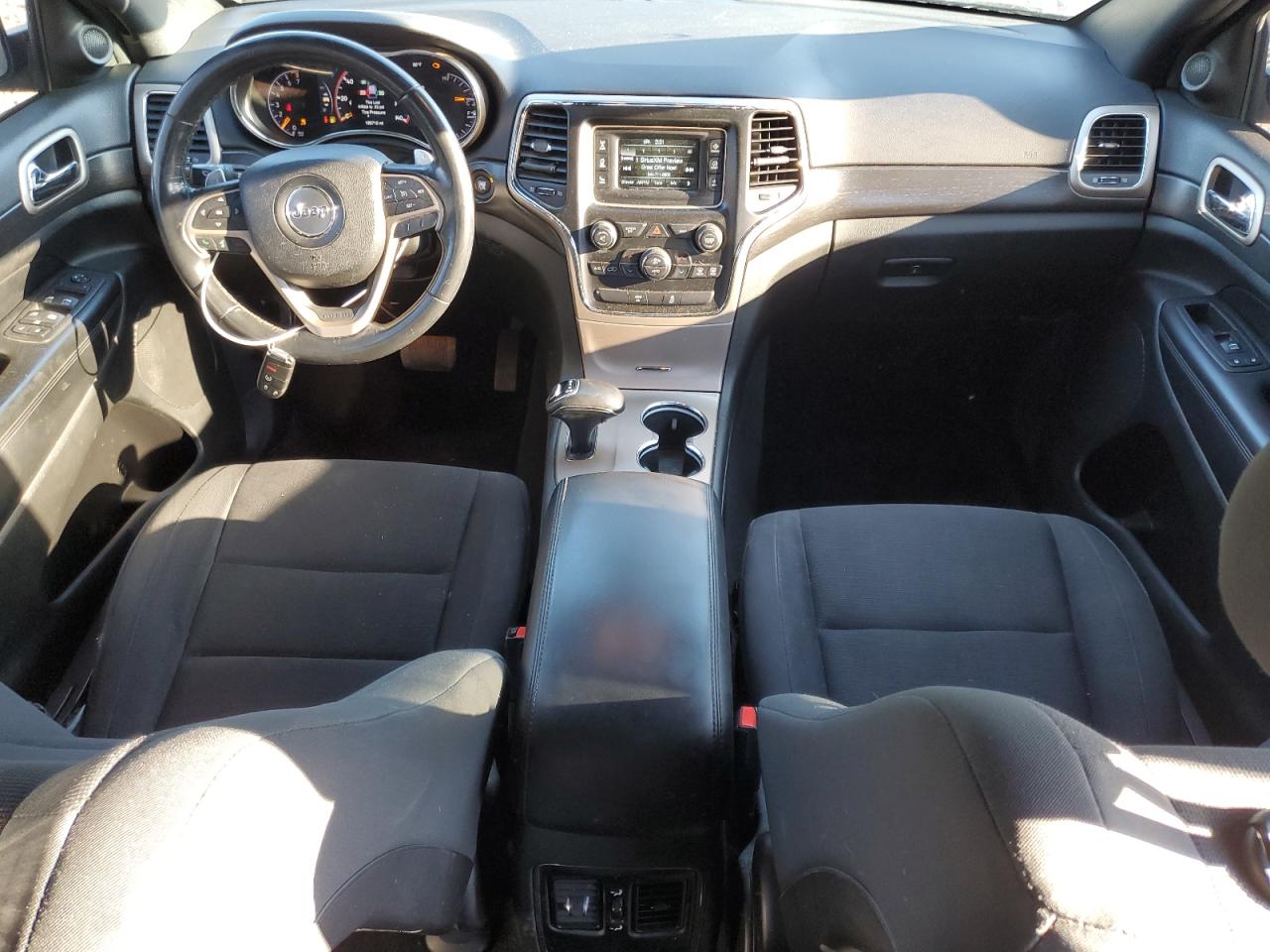 JEEP GRAND CHEROKEE LAREDO