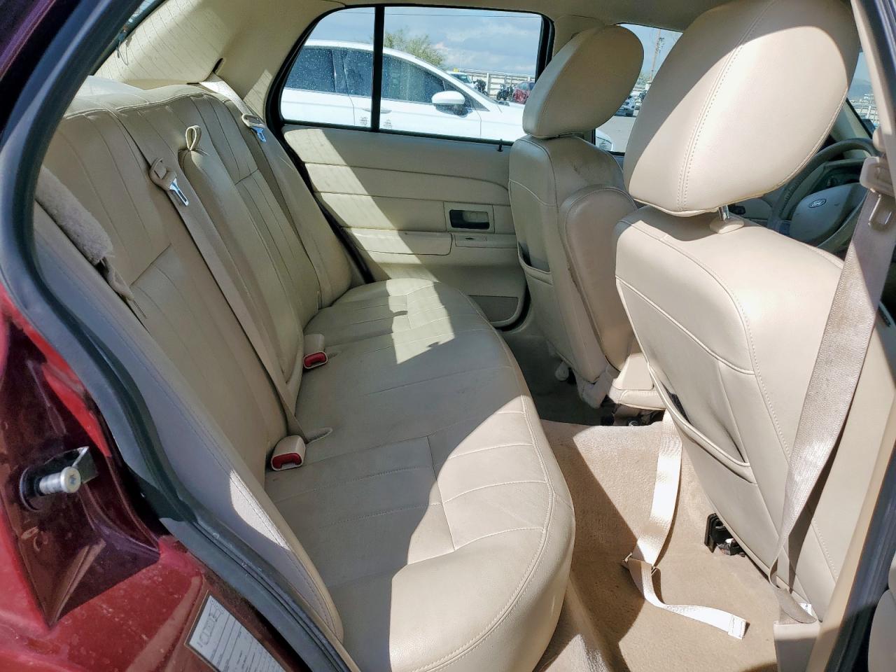 FORD CROWN VICTORIA LX