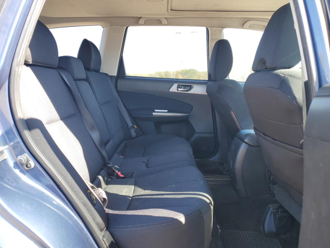 Lot #3264467477 2012 SUBA FORESTER 2.5X PREMIUM