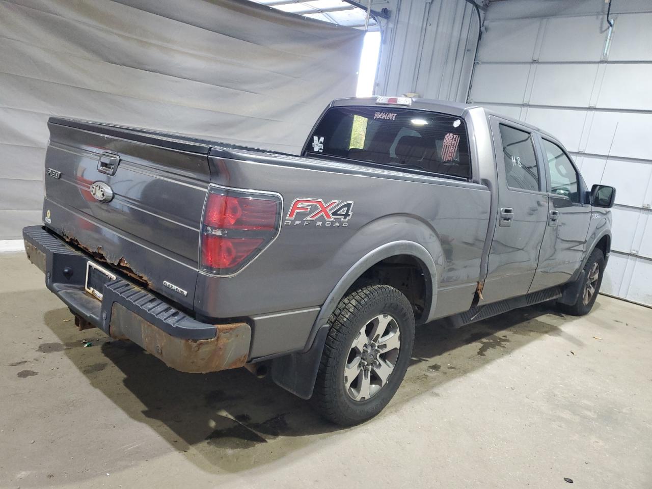 FORD F-150 SUPERCREW