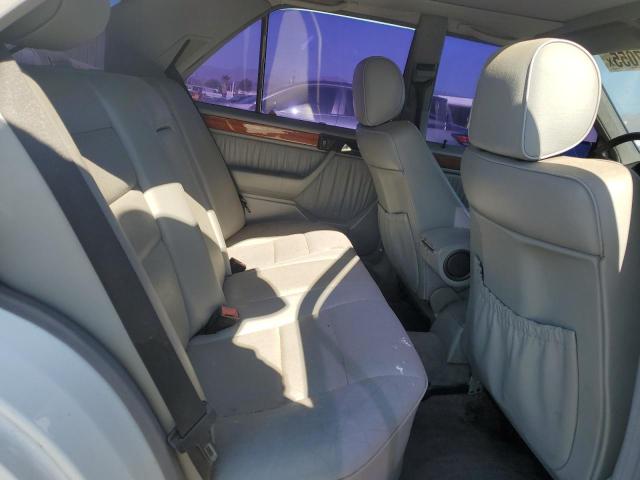 1995 MERCEDES-BENZ E 320 BASE #3270927416
