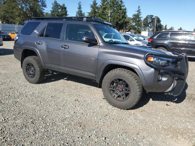2017 TOYOTA 4RUNNER SR JTEBU5JR3H5409904