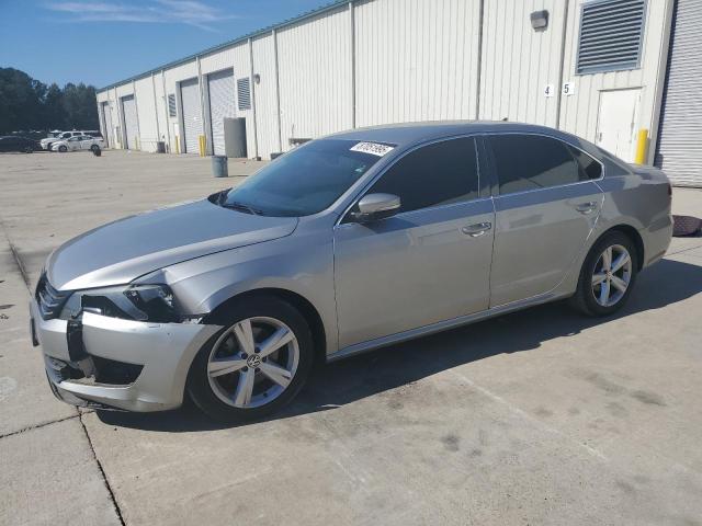 Global Auto Auctions: 2013 VOLKSWAGEN PASSAT SE