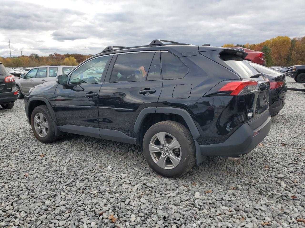 TOYOTA RAV4 LE