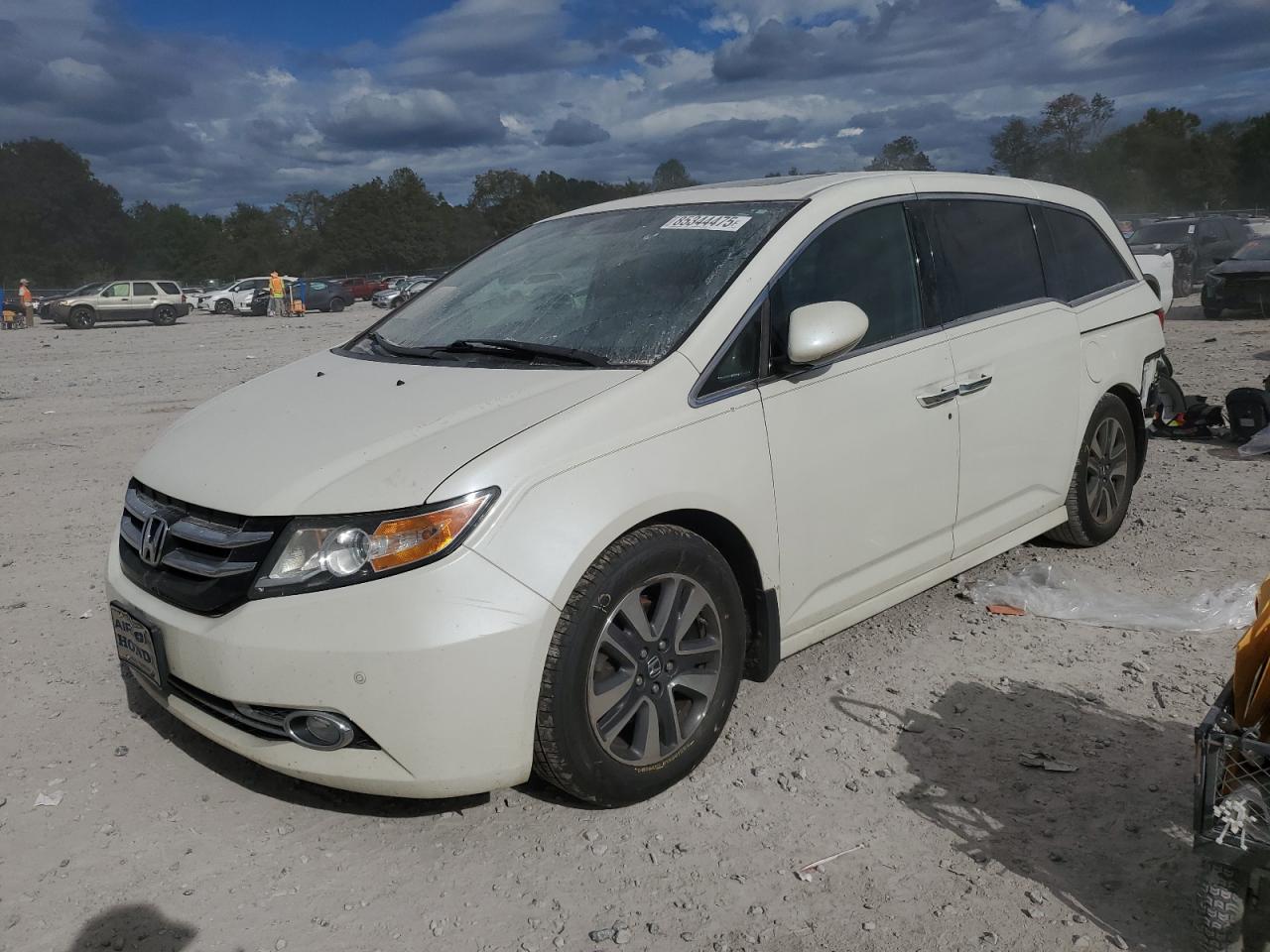 Lot #3275648801 2015 HONDA ODYSSEY TO