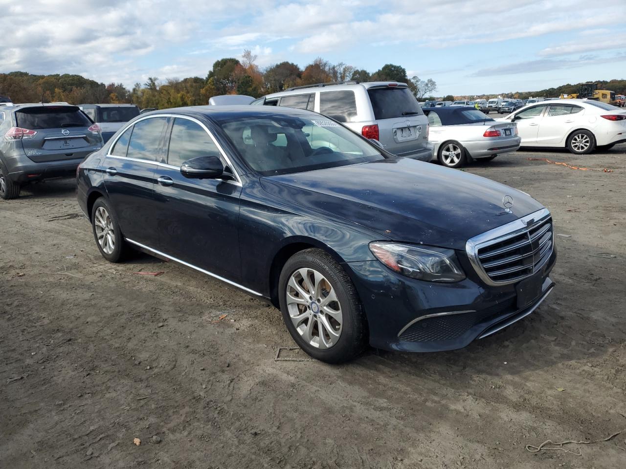 MERCEDES-BENZ E-CLASS 300