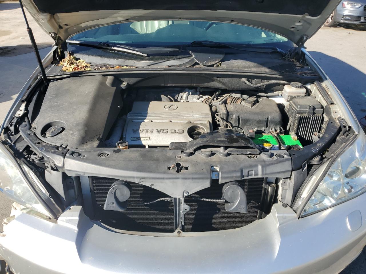 Lot #3302796941 2004 LEXUS RX 330