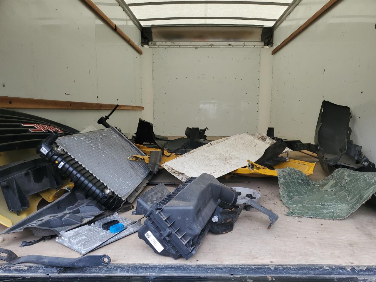 GMC SAVANA CUTAWAY G3500