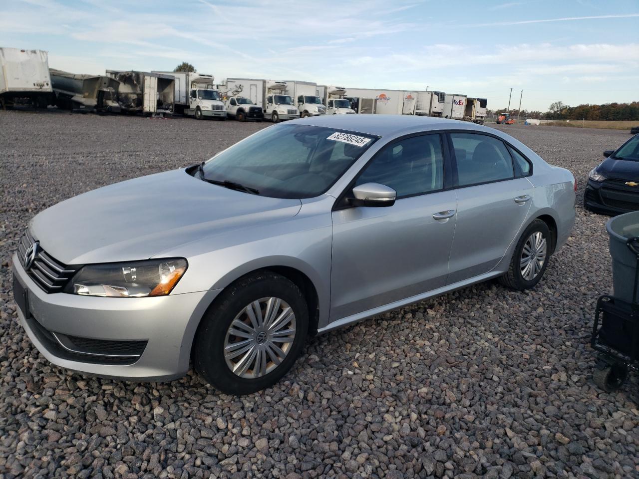 VOLKSWAGEN PASSAT S