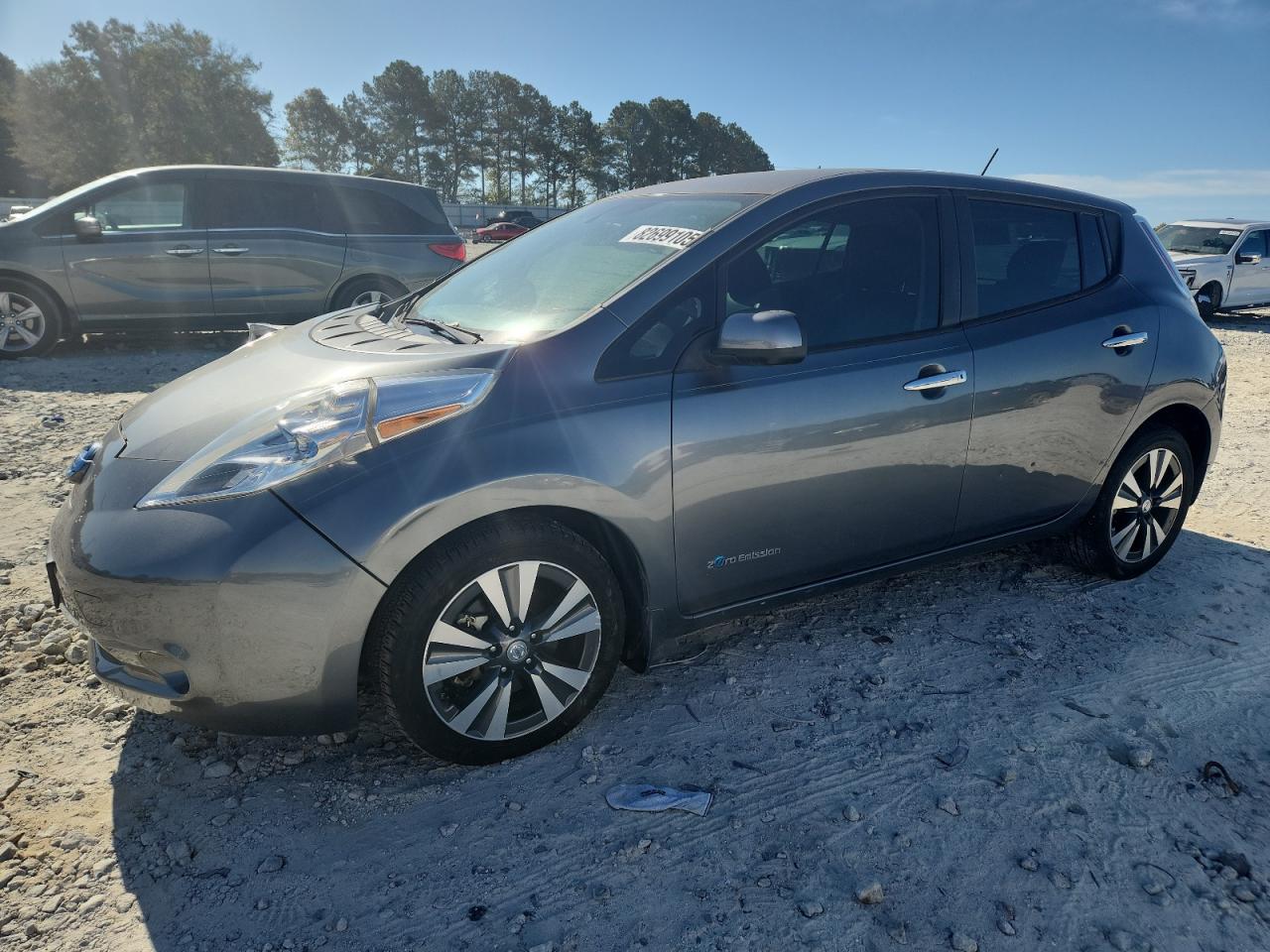 NISSAN LEAF S