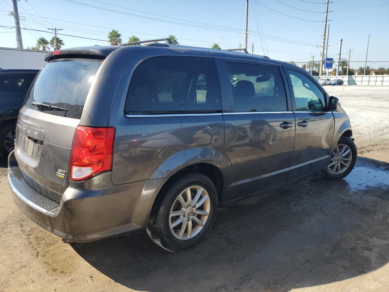 DODGE GRAND CARAVAN SXT