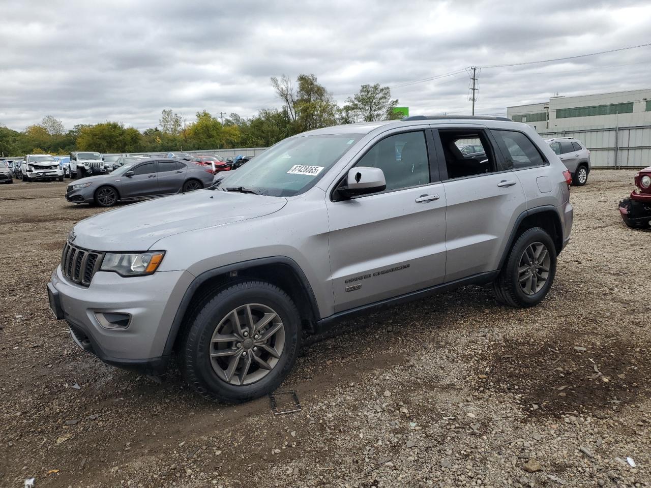 JEEP GRAND CHEROKEE LAREDO