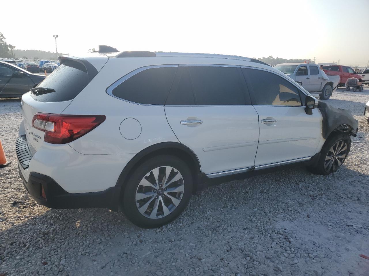 SUBARU OUTBACK TOURING