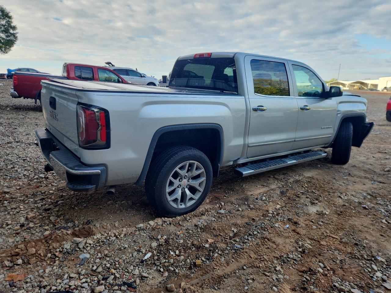 GMC SIERRA C1500 SLT