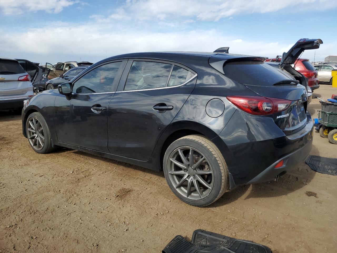 MAZDA 3 GRAND TOURING