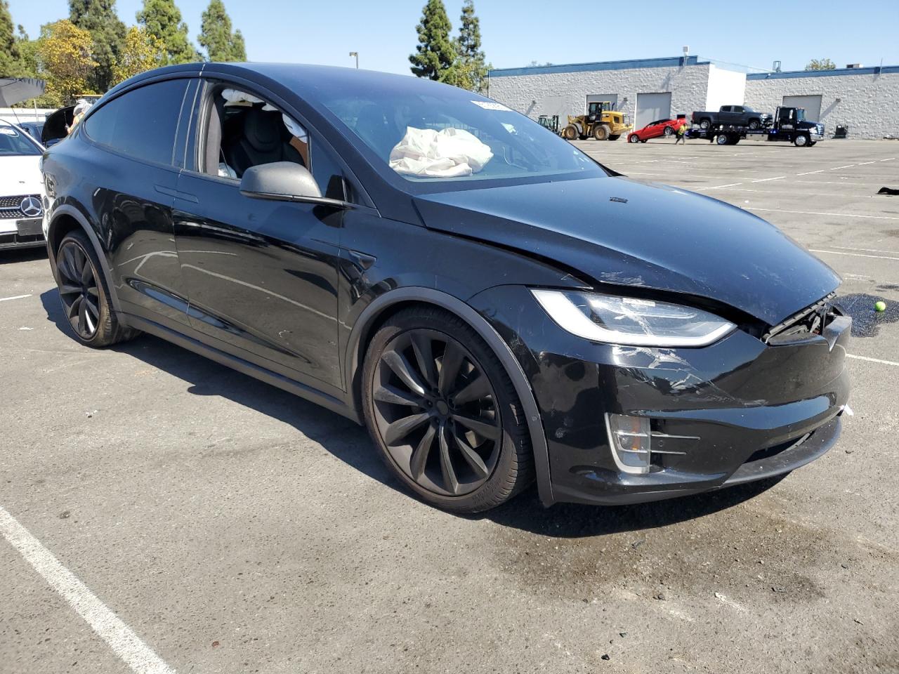 TESLA MODEL X