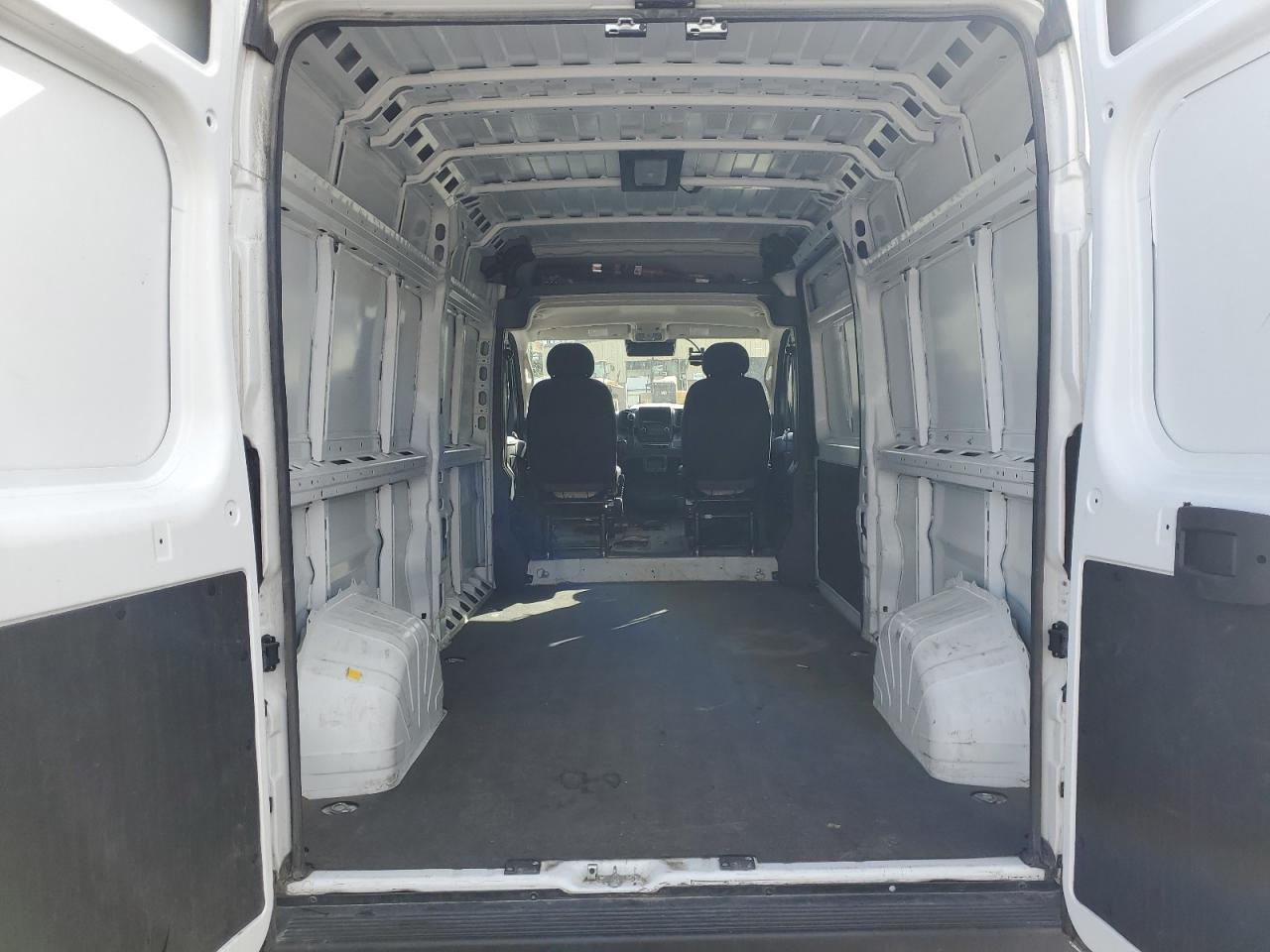 RAM PROMASTER 2500 HIGH