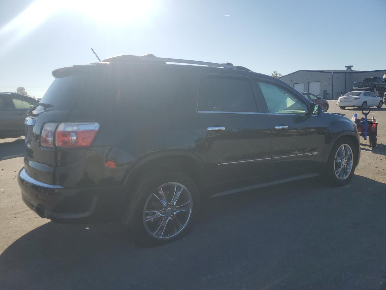 GMC ACADIA DENALI
