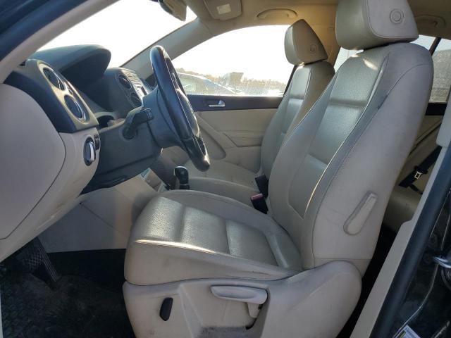 2016 VOLKSWAGEN TIGUAN S WVGBV7AXXGW018121