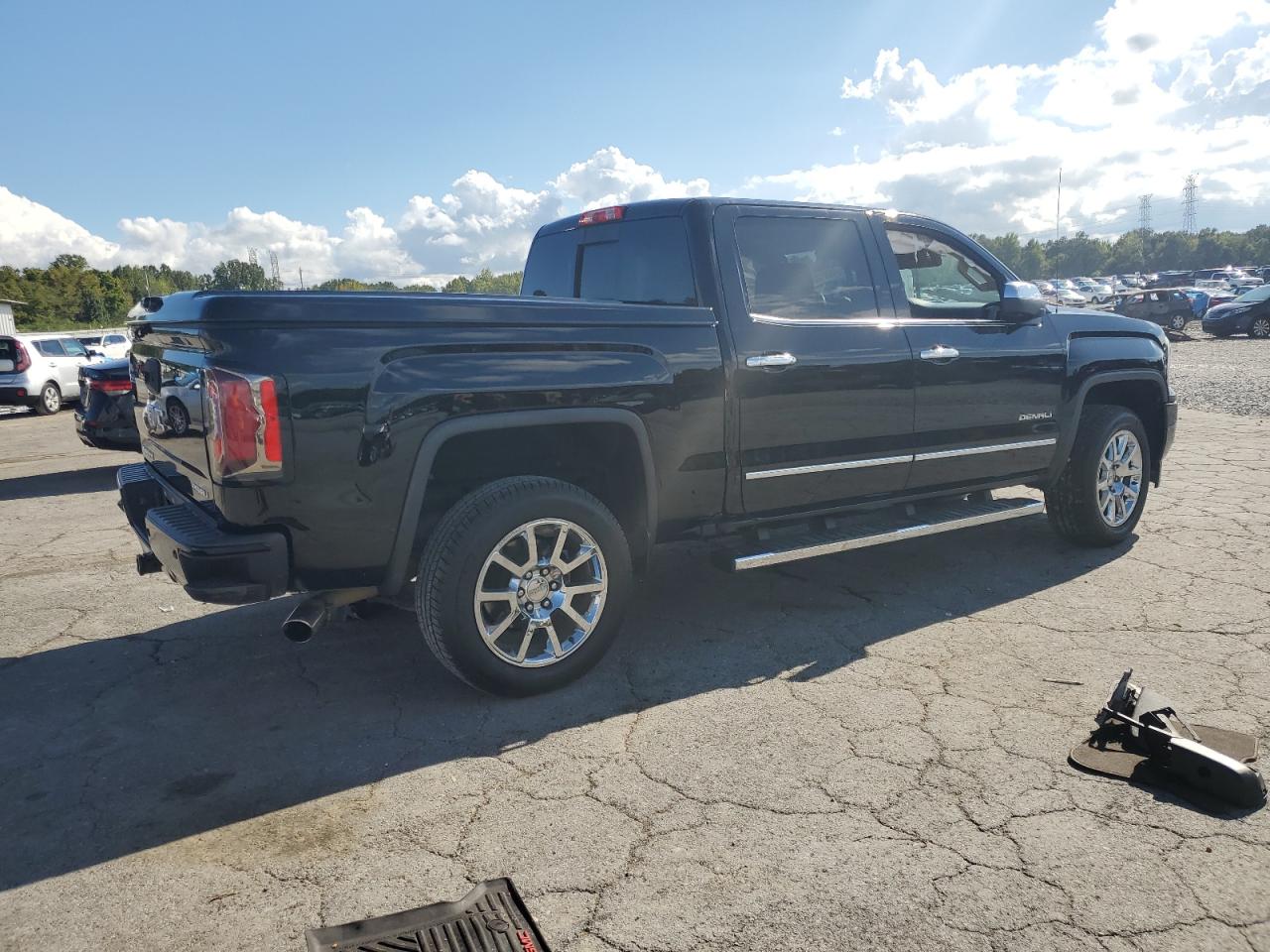 GMC SIERRA C1500 DENALI
