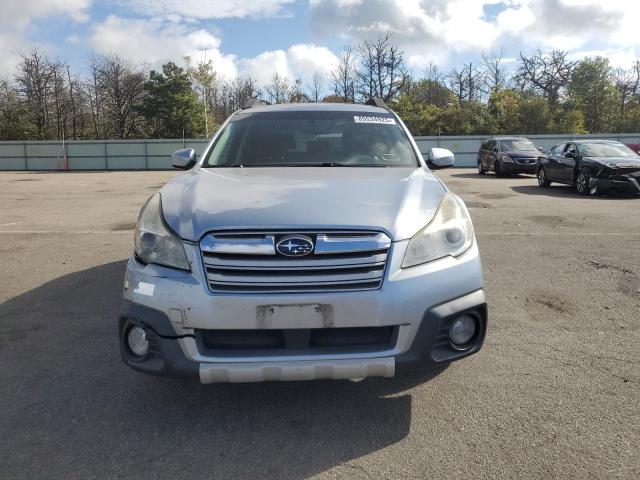2013 SUBARU OUTBACK 2. #3302796889