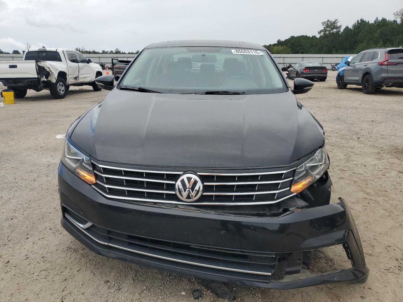 VOLKSWAGEN PASSAT SE