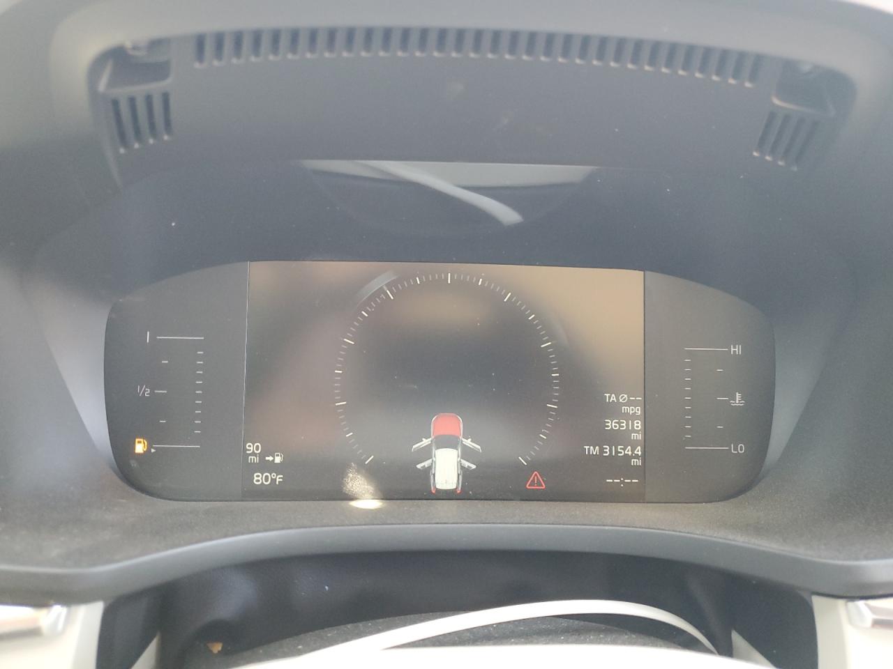 VOLVO XC60 T5 MOMENTUM