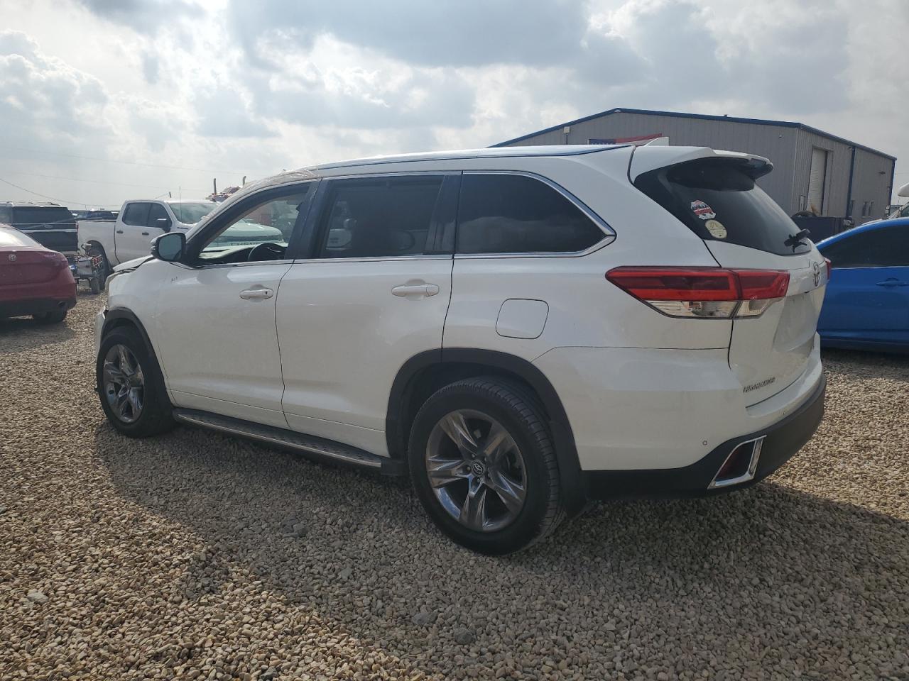TOYOTA HIGHLANDER LIMITED