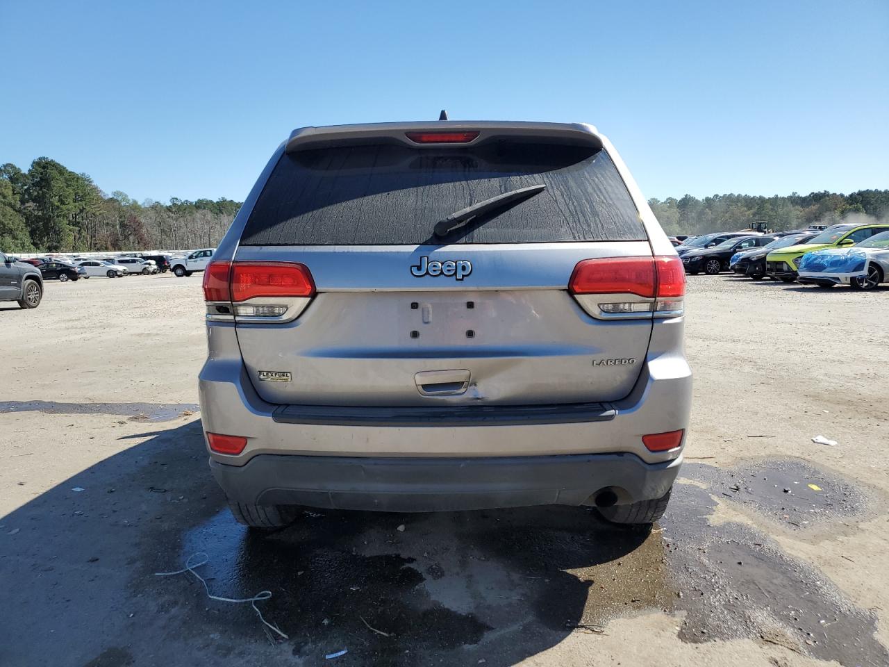 JEEP GRAND CHEROKEE LAREDO