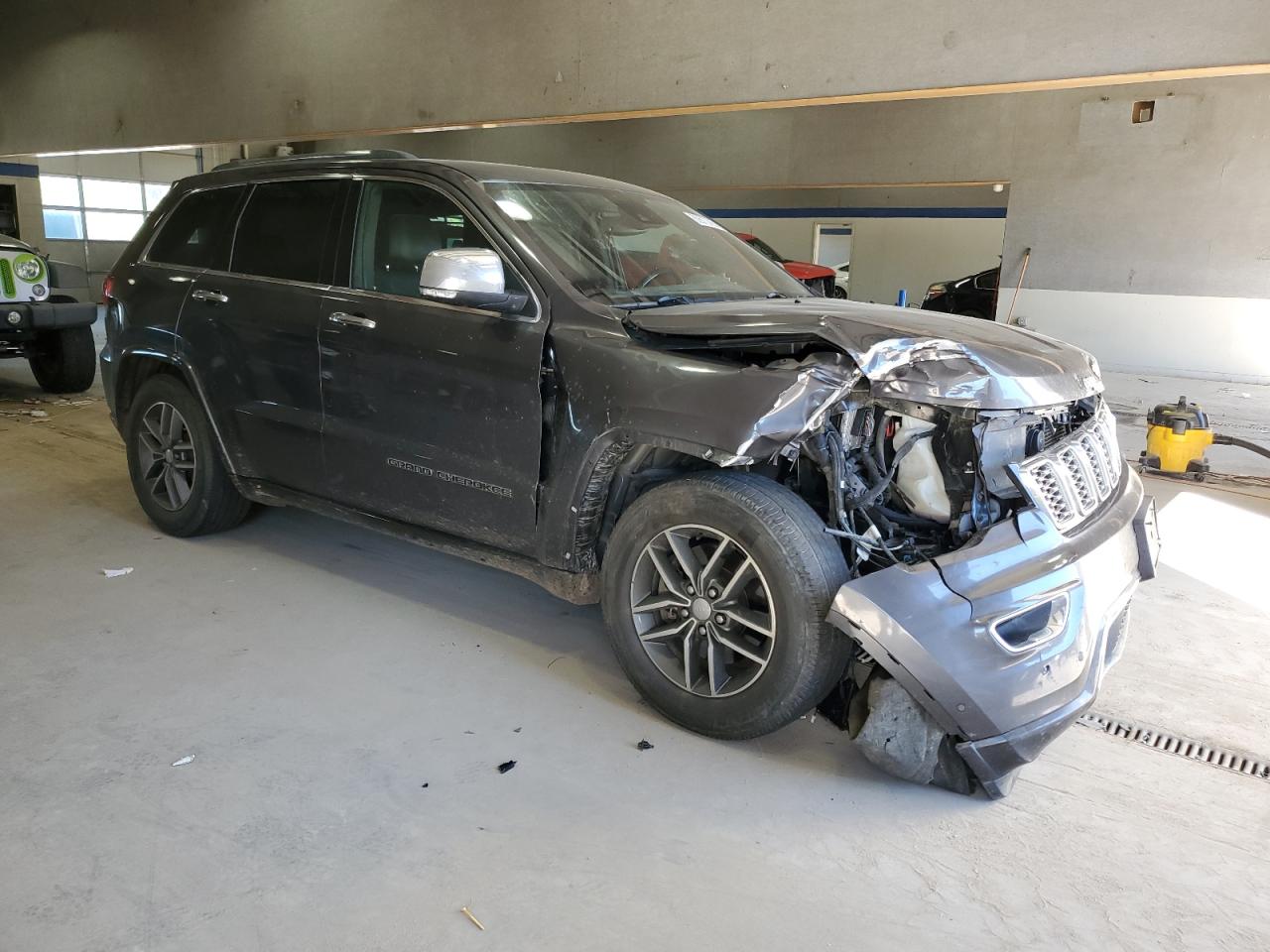 JEEP GRAND CHEROKEE OVERLAND