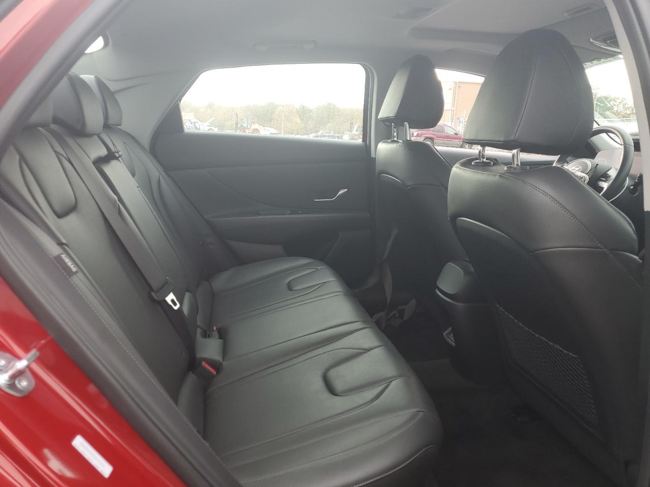 HYUNDAI ELANTRA LIMITED