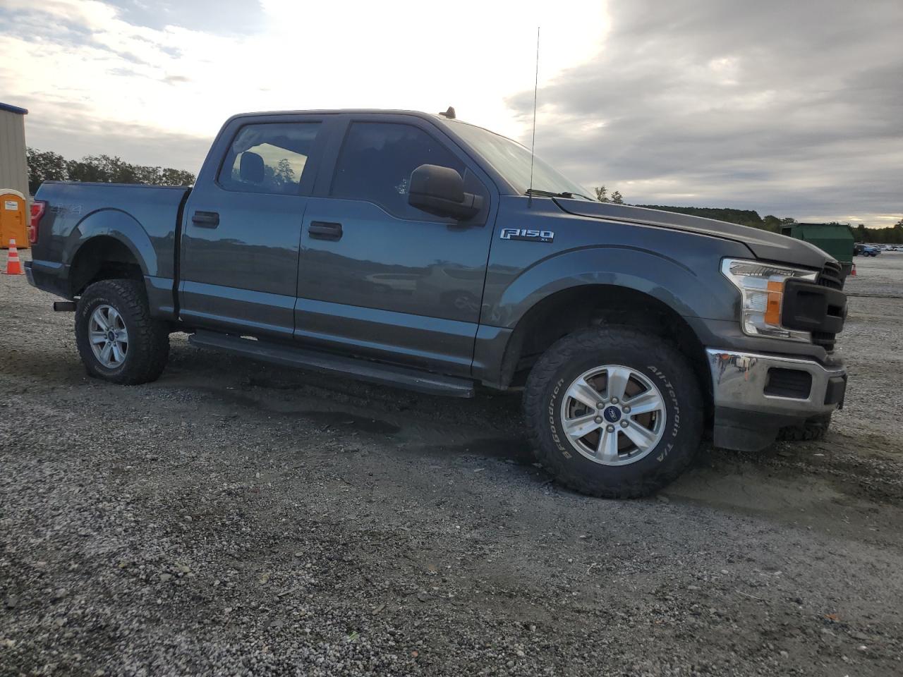 FORD F-150 SUPERCREW