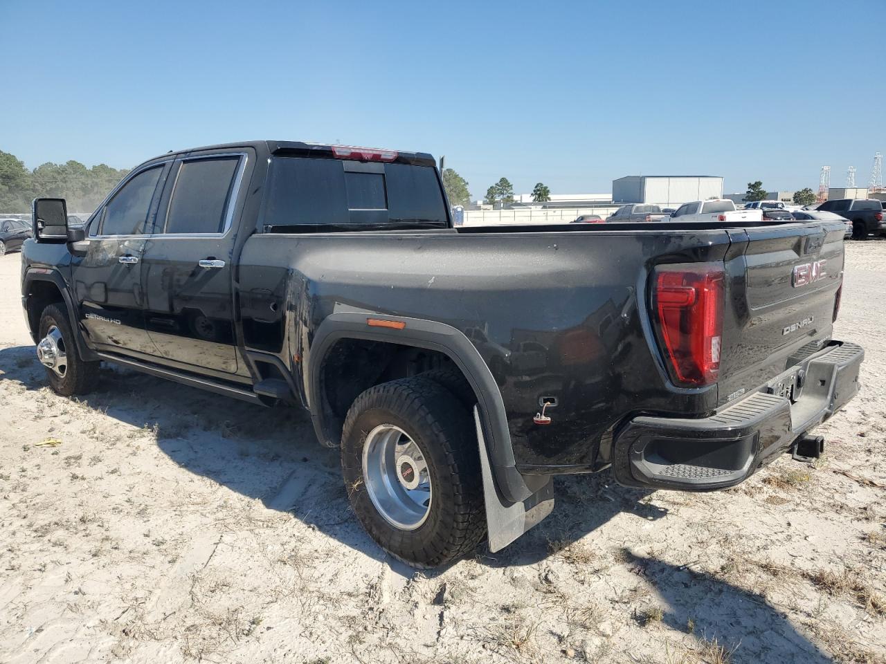 Lot #3304816540 2023 GMC SIERRA K35