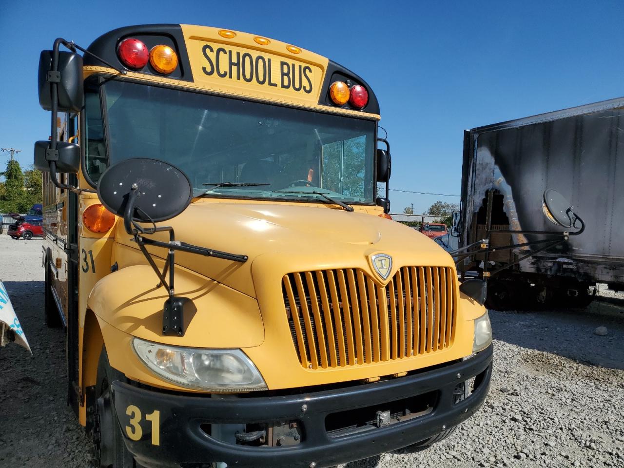 Lot #3286740292 2013 IC CORPORATION 3000 CE