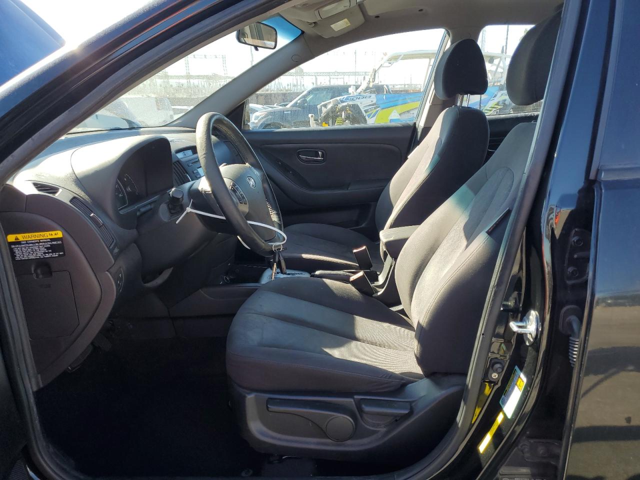 HYUNDAI ELANTRA BLUE