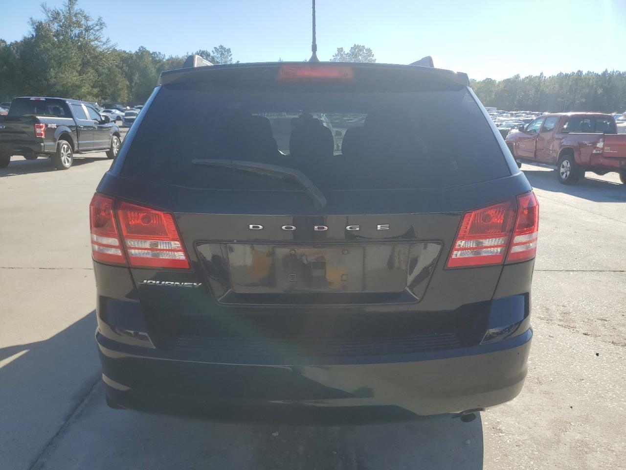 DODGE JOURNEY SE