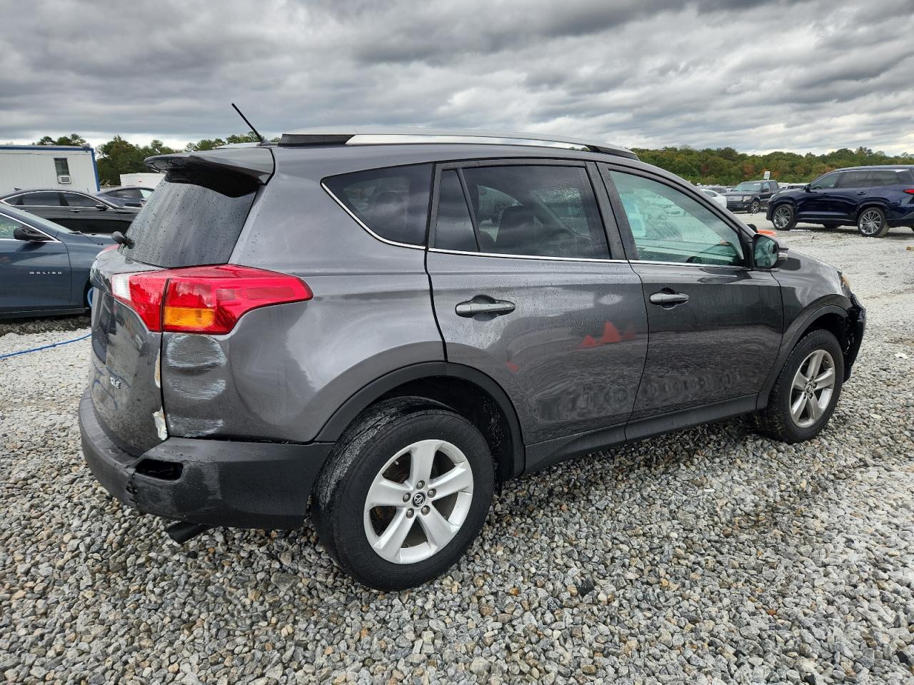 TOYOTA RAV4 XLE