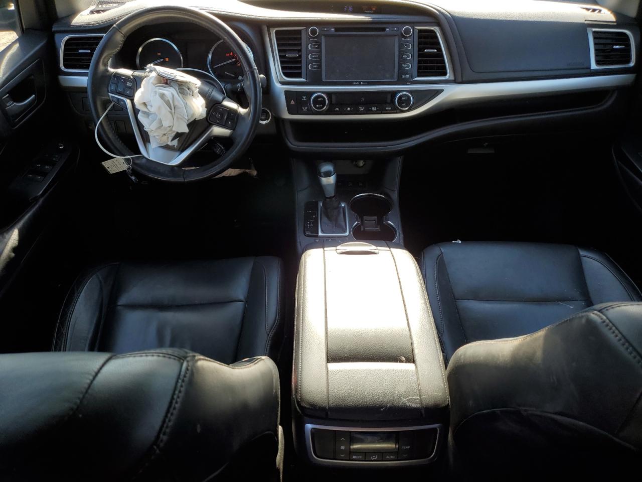 TOYOTA HIGHLANDER XLE