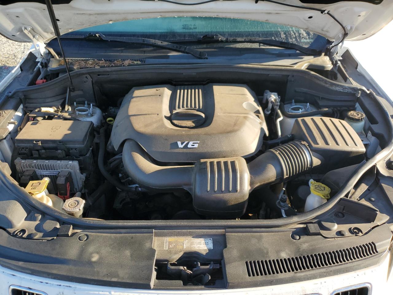 JEEP GRAND CHEROKEE LAREDO