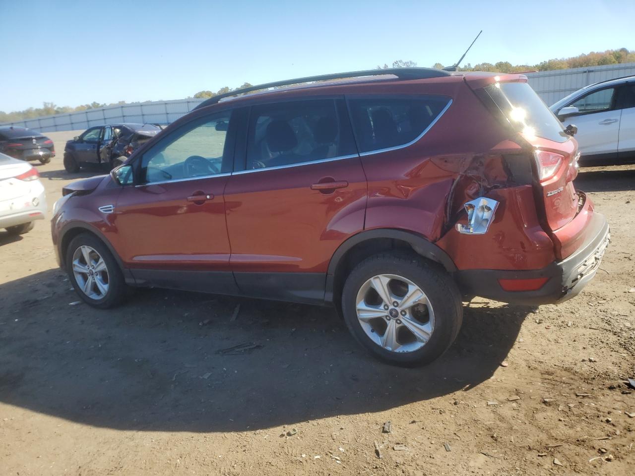 FORD ESCAPE SE