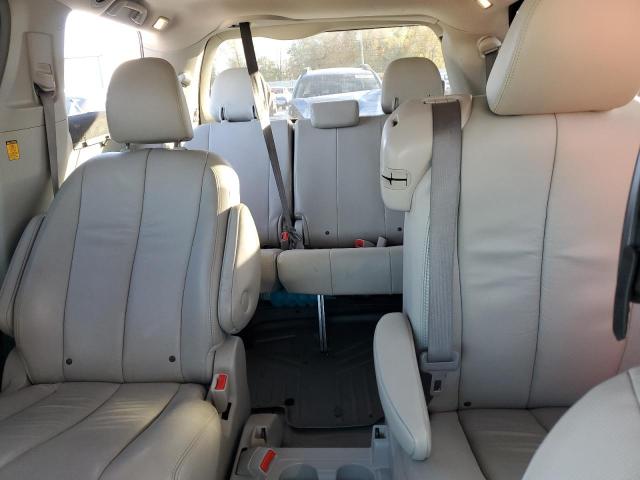 2011 TOYOTA SIENNA XLE - 5TDYK3DC6BS061999