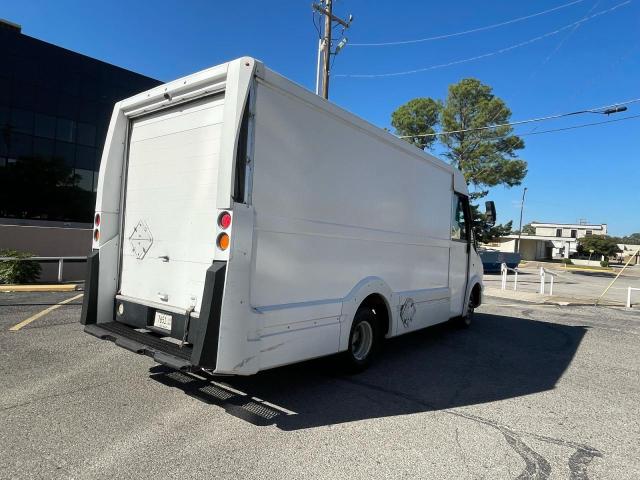2013 ISUZU NPR #3276357667