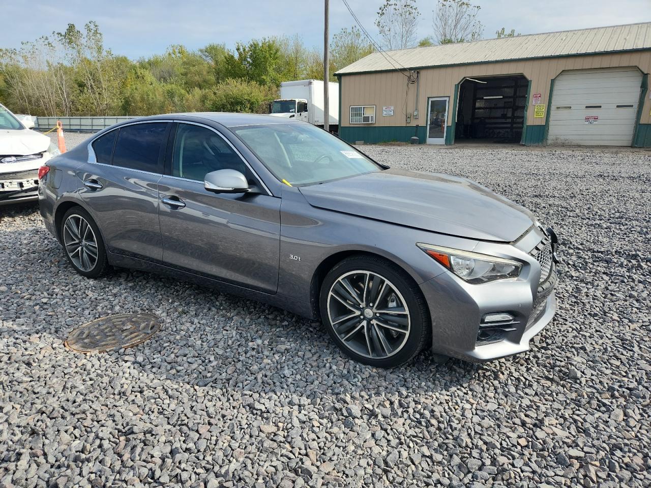 INFINITI Q50 PREMIUM